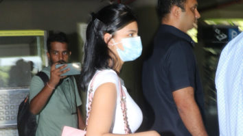Suhana Khan snapped at the airport with her mask on