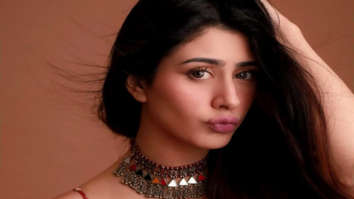 Celebrity Photos of Warina Hussain