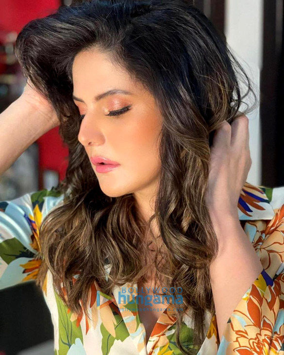 zareen khan 5 7
