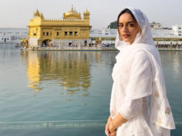 Manushi Chhillar seeks blessings at Golden Temple in Amritsar