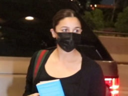 Alia Bhatt rocks the all-black comfy maternity airport look