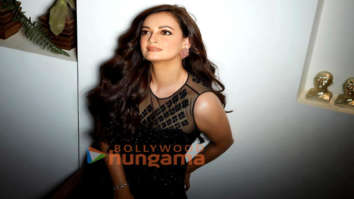 Celebrity Photos of Dia Mirza