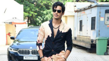 Ishaan Khatter flashes his cute smile while posing for paps
