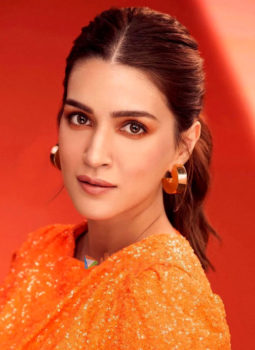 Celebrity Photos of Kriti Sanon