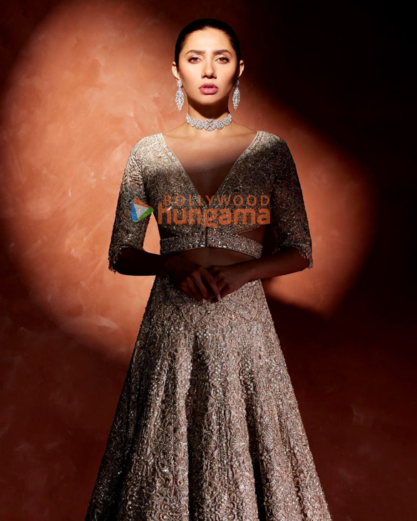 mahira khan 23