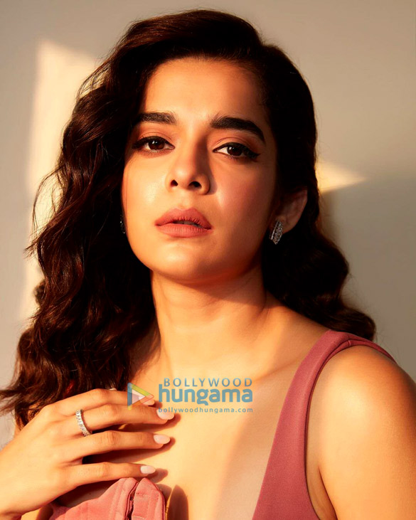 mithila palkar 1 26