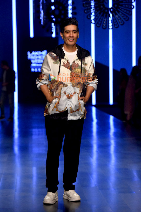 photos alaya f riteish deshmukh genelia dsouza and others turn showstoppers on day 5 of the lakme fashion week 2022 6