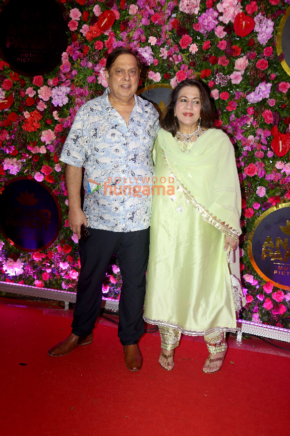 photos amitabh bachchan hrithik roshan and others snapped attending anand pandits diwali bash 41