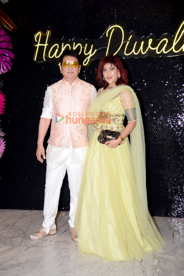 photos celebs attend krishan kumars diwali bash 10