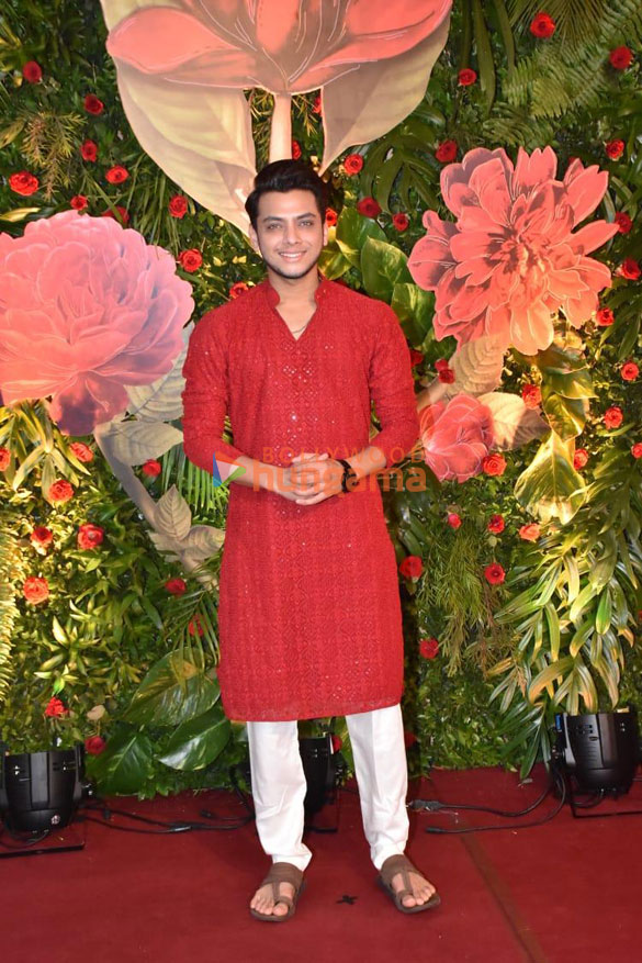 photos celebs attend ramesh s tauranis diwali bash 11