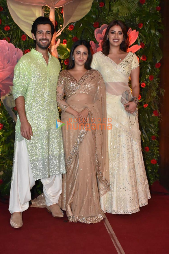 photos celebs attend ramesh s tauranis diwali bash 664433 14