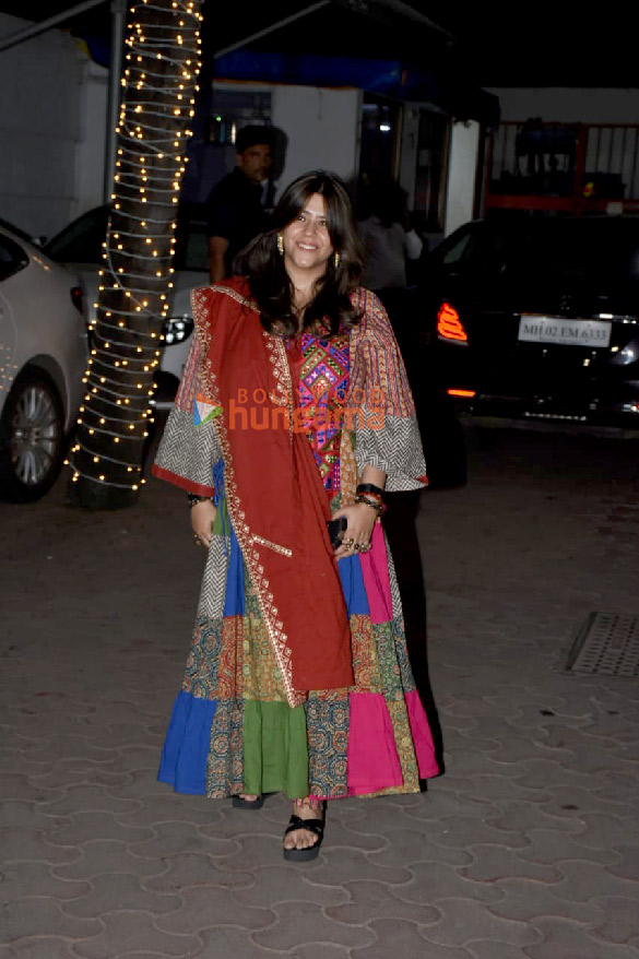 photos celebs attend shilpa shettys diwali bash 5