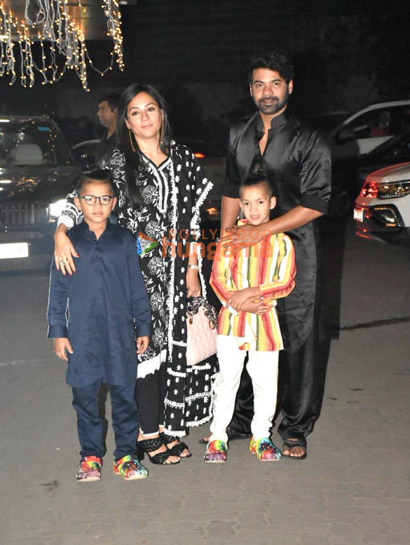 photos celebs attend sohail khans diwali party at bandra 4