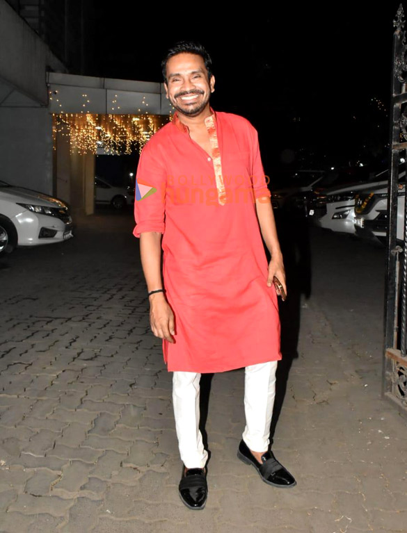 photos celebs attend sohail khans diwali party at bandra 5