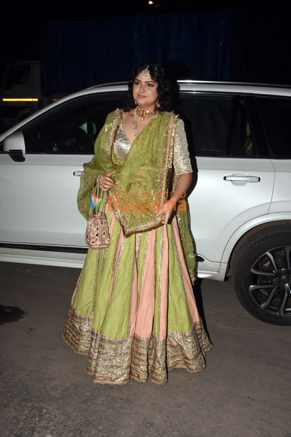 photos celebs attend sonam kapoor ahujas diwali bash 11