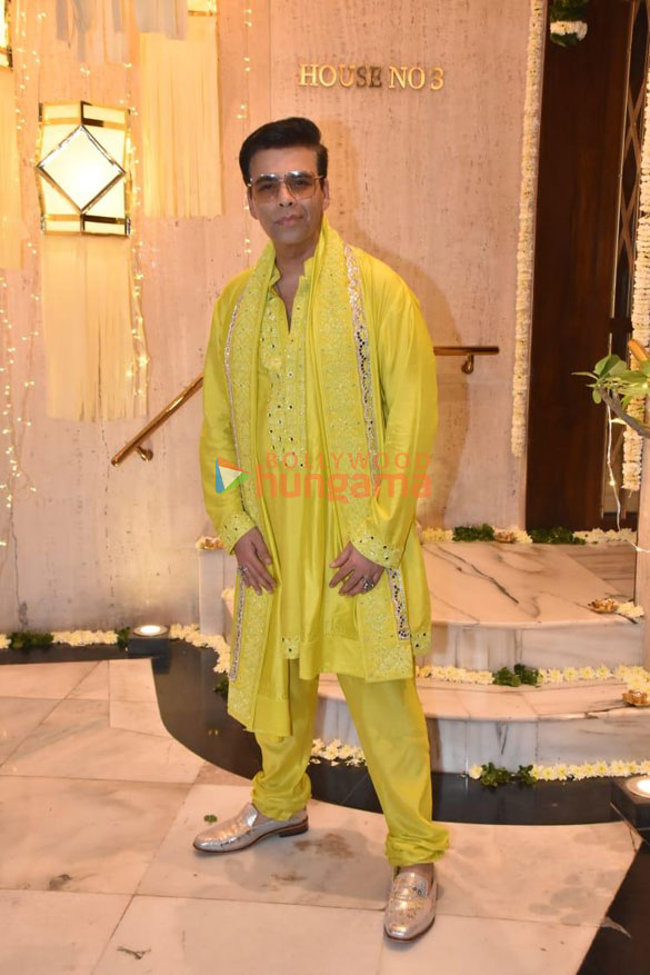 photos celebs grace pre diwali party at manish malhotras residence 5