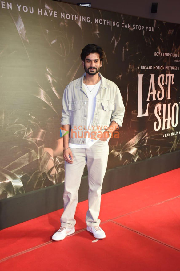 photos deepika padukone vidya balan and other celebs grace the special screening of chhello show 9