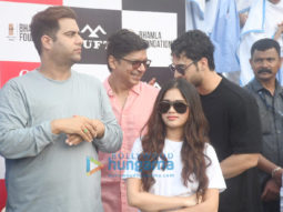 Photos: Jannat Zubair Rahmani, Shaan, Rajiv Adatia and Umar Riyaz spotted during a beach clean up drive at Carter Road