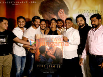 Photos: Karenvir Bohra and Poonam Pandey snapped at Tere Jism Se poster launch in Mumbai