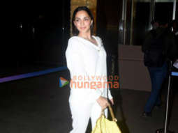 Photos: Kiara Advani snapped at the airport