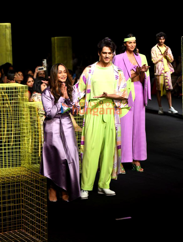 photos malaika arora rhea chakraborty and chitrangda singh and others turn showstoppers on day 3 of the lakme fashion week 2022 3