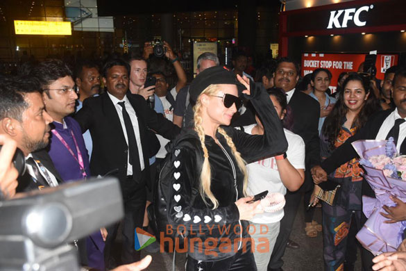 Photos: Paris Hilton and Manushi Chhillar snapped at the airport Photos: Paris Hilton and Manushi Chhillar snapped at the airport