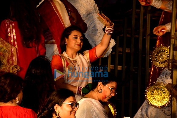 photos rani mukerji sharvari wagh kajol tanisha mukherjee snapped during sindhur khela at north bombay durga puja 4