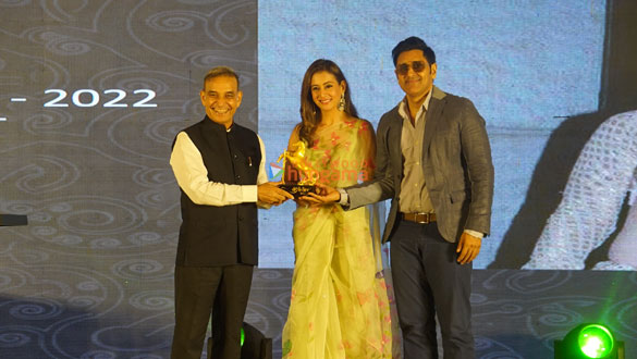 photos rashmi desi rahul dev and other celebs grace the aaj ka karamveer awards 2022 10