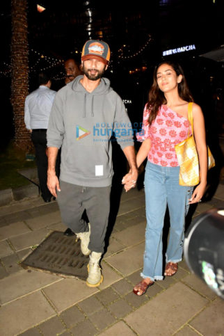 Photos: Shahid Kapoor, Mira Rajput, Ishaan Khatter and others spotted at BKC, Bandra