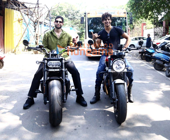 photos siddhant chaturvedi and ishaan khatter arrive on bikes on bigg boss 16 set for phone bhoot promotions 2