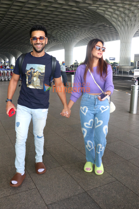 photos sidharth malhotra ranveer singh malaika arora and others snapped at the airport 2
