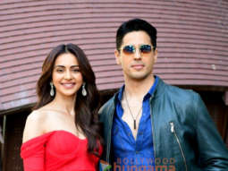 Photos: Sidharth Malhotra and Rakul Preet Singh snapped during Thank God promotions in Mumbai