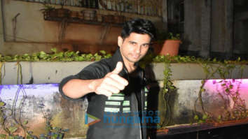 Photos Sidharth Malhotra snapped in Santacruz