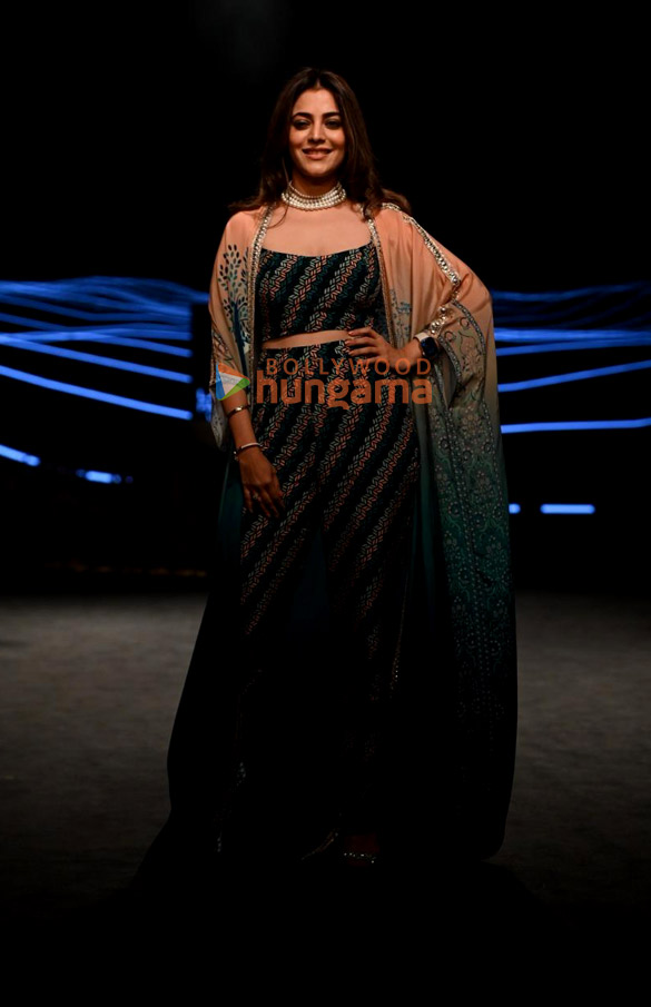 photos tara sutaria genelia dsouza aditi rao hydari and others turn showstoppers on day 4 of the lakme fashion week 2022 7