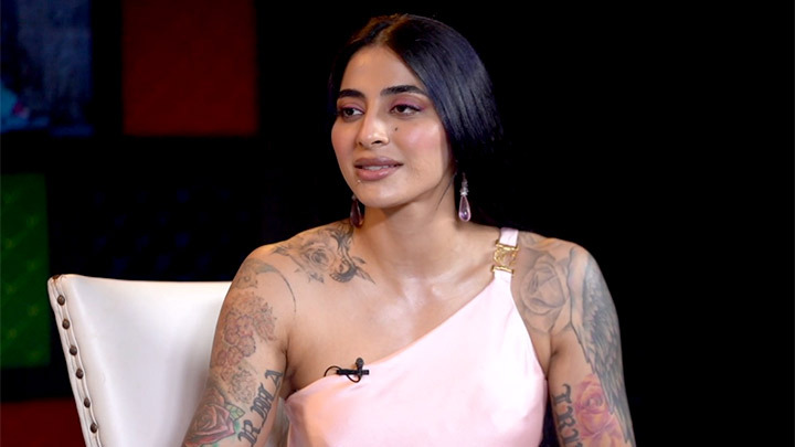Rapid Fire with Bani J- What's the biggest red flag in a guy? | Four More  Shots Please! - Bollywood Hungama