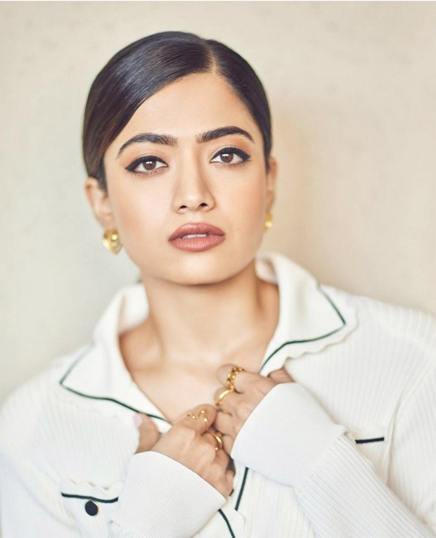 Rashmika Mandanna stuns in striped body-con dress worth Rs. 42,000 for Goodbye promotions Rashmika Mandanna stuns in striped body-con dress worth Rs. 42,000 for Goodbye promotions