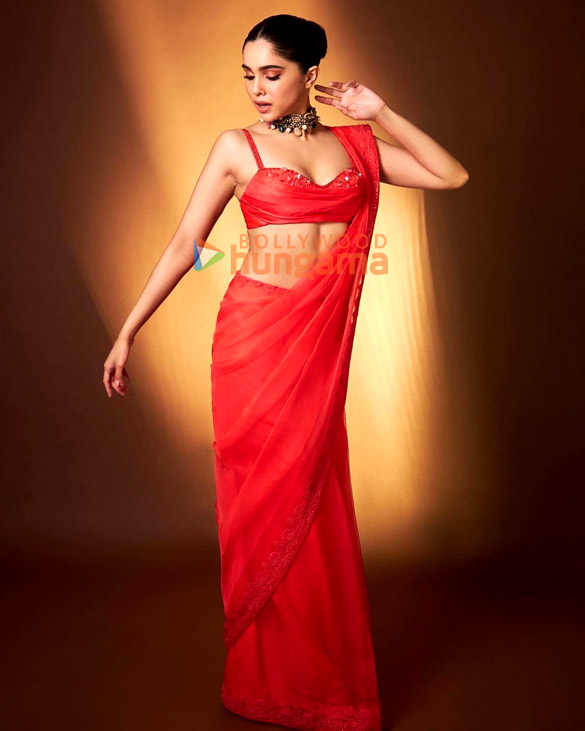 sharvari wagh 5 36