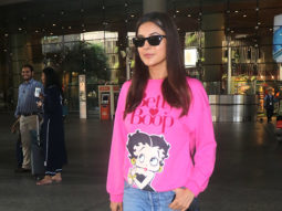 Shehnaaz Gill greets paps at the airport