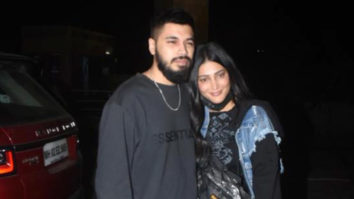 Shruti Haasan gets clicked at the airport with boyfriend Santanu Hazarika
