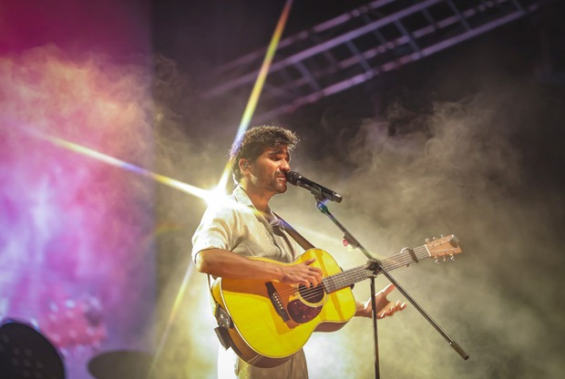 Singer Prateek Kuhad kickstarts India leg of ‘The Way That Lovers Do’ tour in Mumbai, see photos Singer Prateek Kuhad kickstarts India leg of ‘The Way That Lovers Do’ tour in Mumbai, see photos