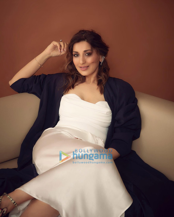 sonali bendre 2 7