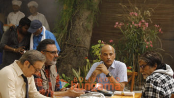 On the sets of the movie Uunchai