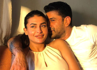 Bigg Boss couple Eijaz Khan and Pavitra Punia get engaged; latter flaunts the ring Bigg Boss couple Eijaz Khan and Pavitra Punia get engaged; latter flaunts the ring