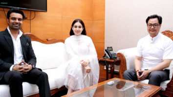 Sara Ali Khan joins the ‘No Shame Movement’ with IAS officer-turned-actor Abhishek Singh; visits Delhi college, Miranda House 