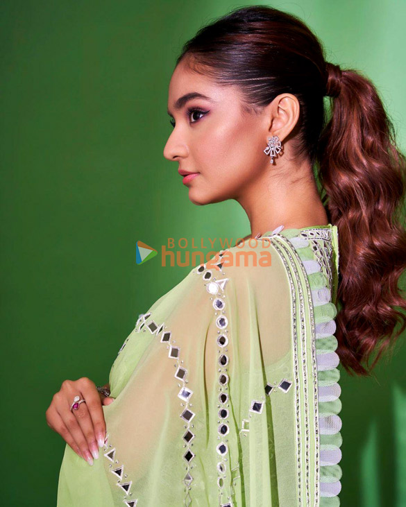 anushka sen 5 2