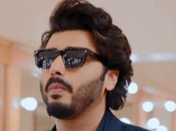 Arjun Kapoor imitates Anil Kapoor’s style with ease!