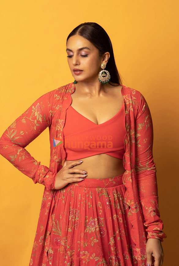 huma qureshi 2 102