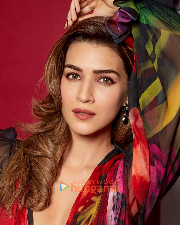 Kriti Sanon Photos, Images, HD Wallpapers, Kriti Sanon HD Images ...