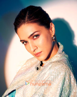 Celebrity Photos of Kriti Sanon
