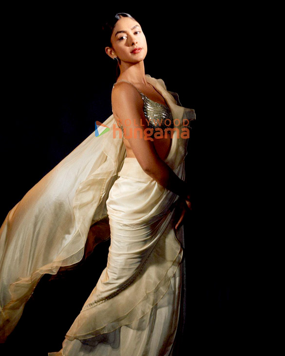 mrunal thakur 3 72